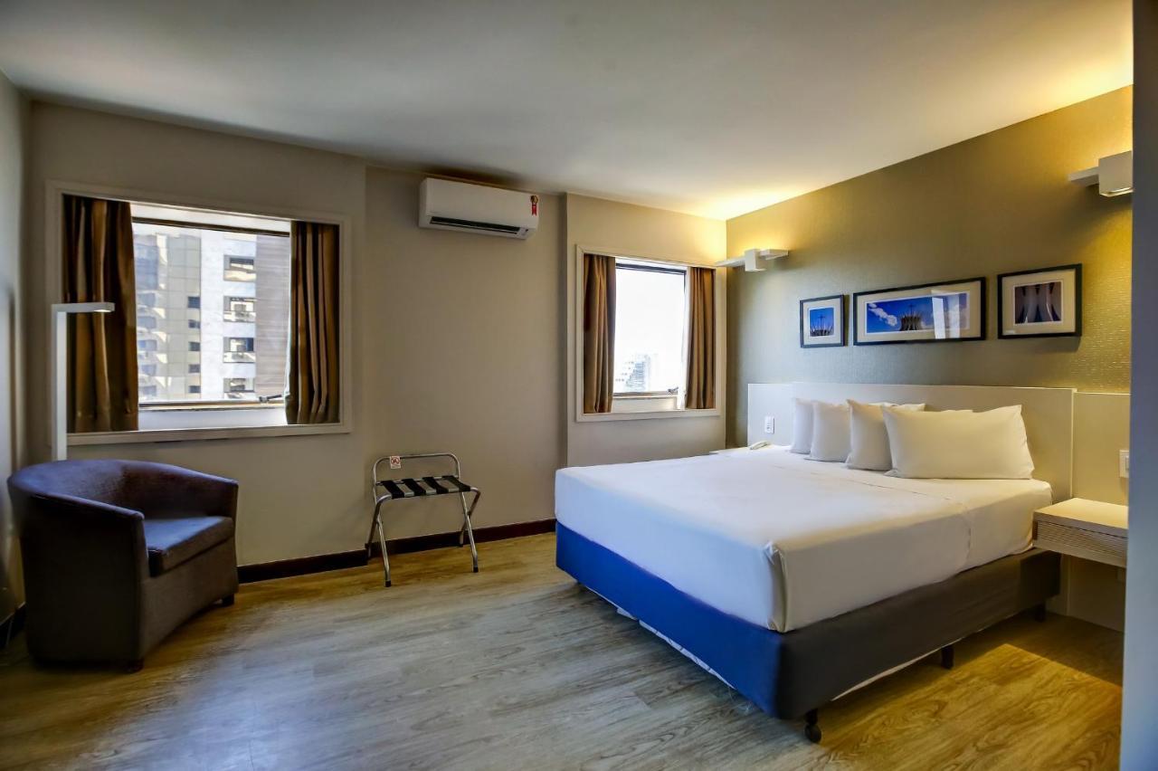 Comfort Suites Brasília Buitenkant foto