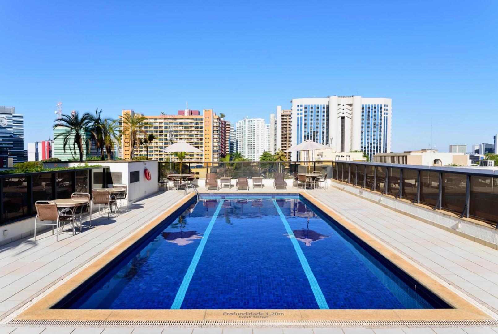 Comfort Suites Brasília Buitenkant foto